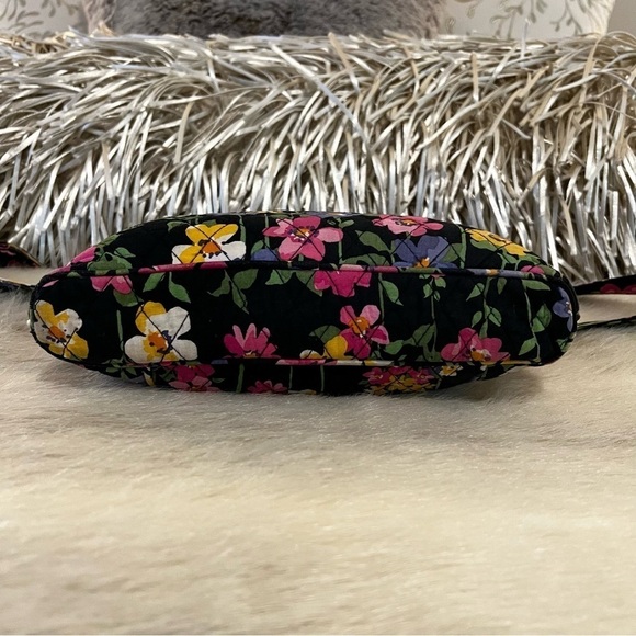 VERA BRADLEY Wildflower Garden Zipper Hipster Crossbody Yellow Floral REPAIRED - Picture 10 of 17